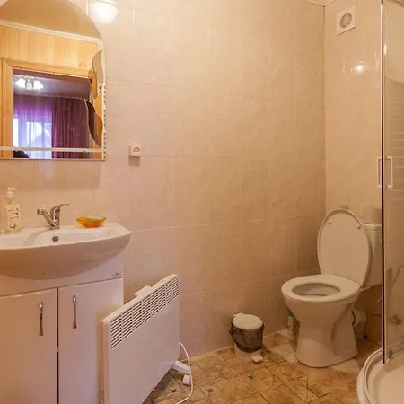 у гриніва Country house *